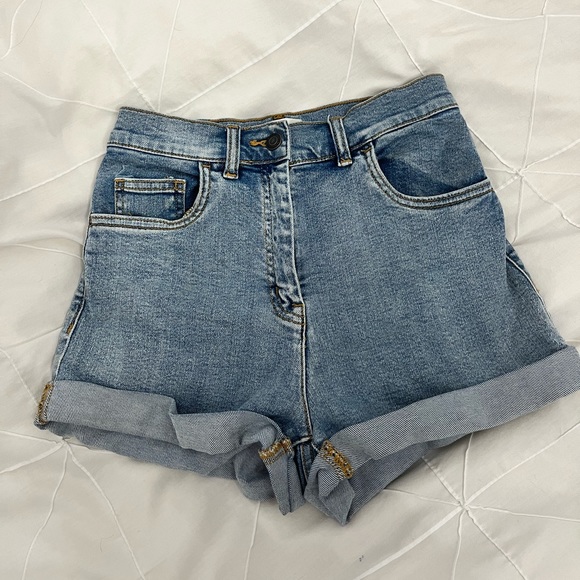 Aritzia Wilfred Free high waisted denim shorts - Picture 3 of 5